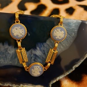 Beautifil Wedgewood bracelet
